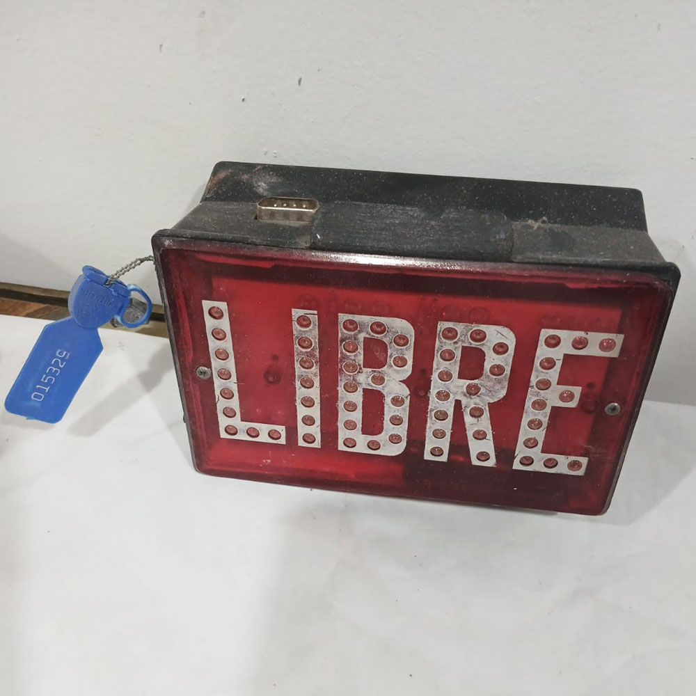 CARTEL "LIBRE" DE TAXIS